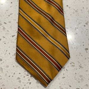 Jos. A Bank gold/ yellow / red silk tie